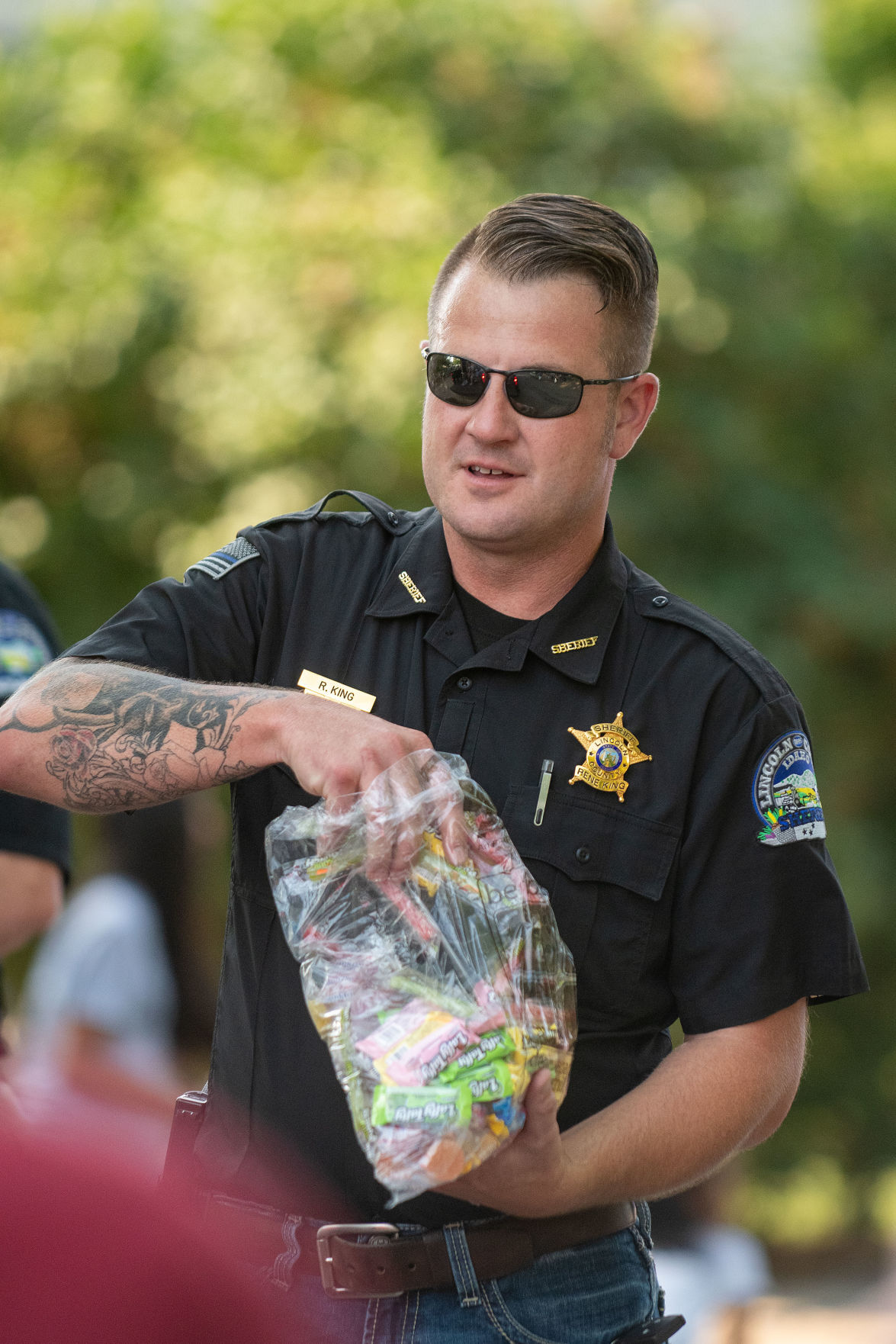 Hundreds attend parade in Shoshone